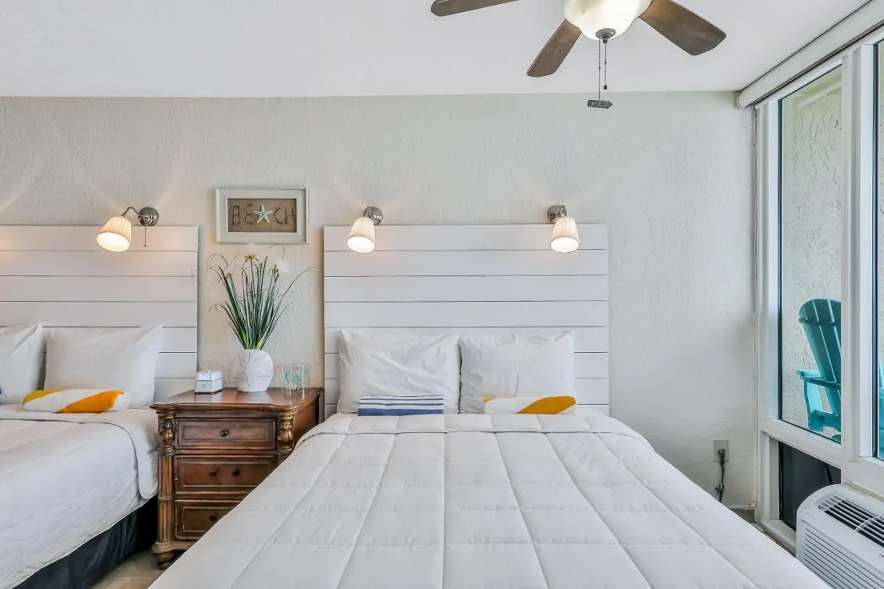 Sunshine & Oceanfront Serenity Daytona Beach Shores