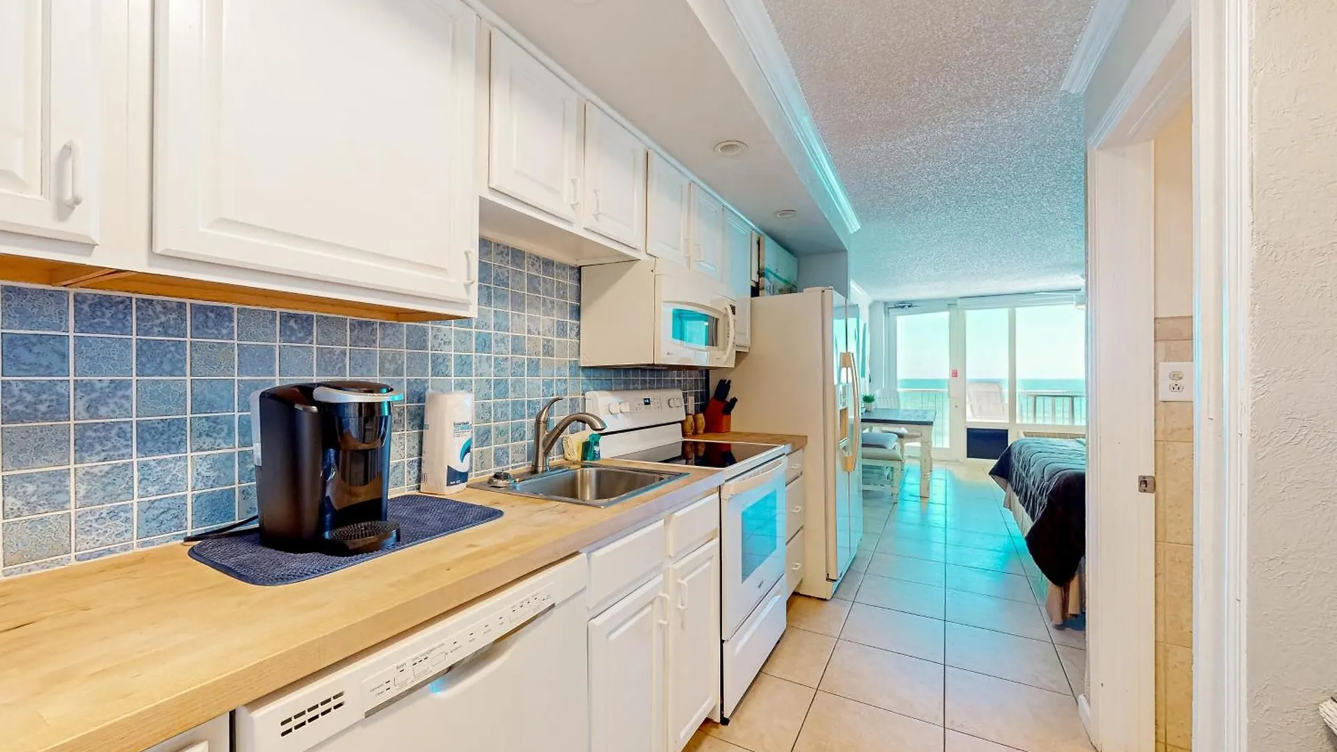 Sunshine & Oceanfront Serenity Daytona Beach Shores 0*,  United States