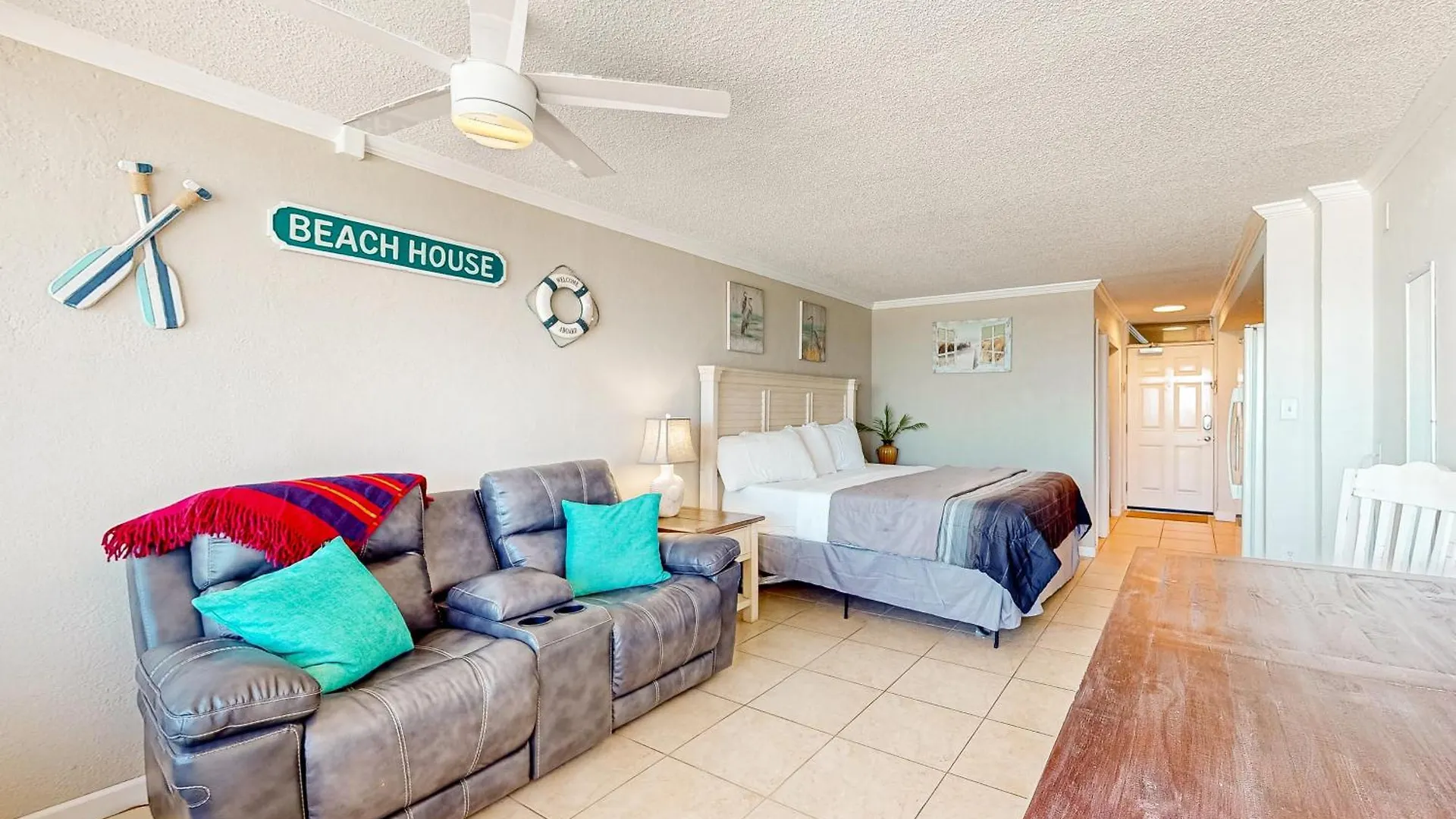 Apartment Sunshine & Oceanfront Serenity Daytona Beach Shores United States
