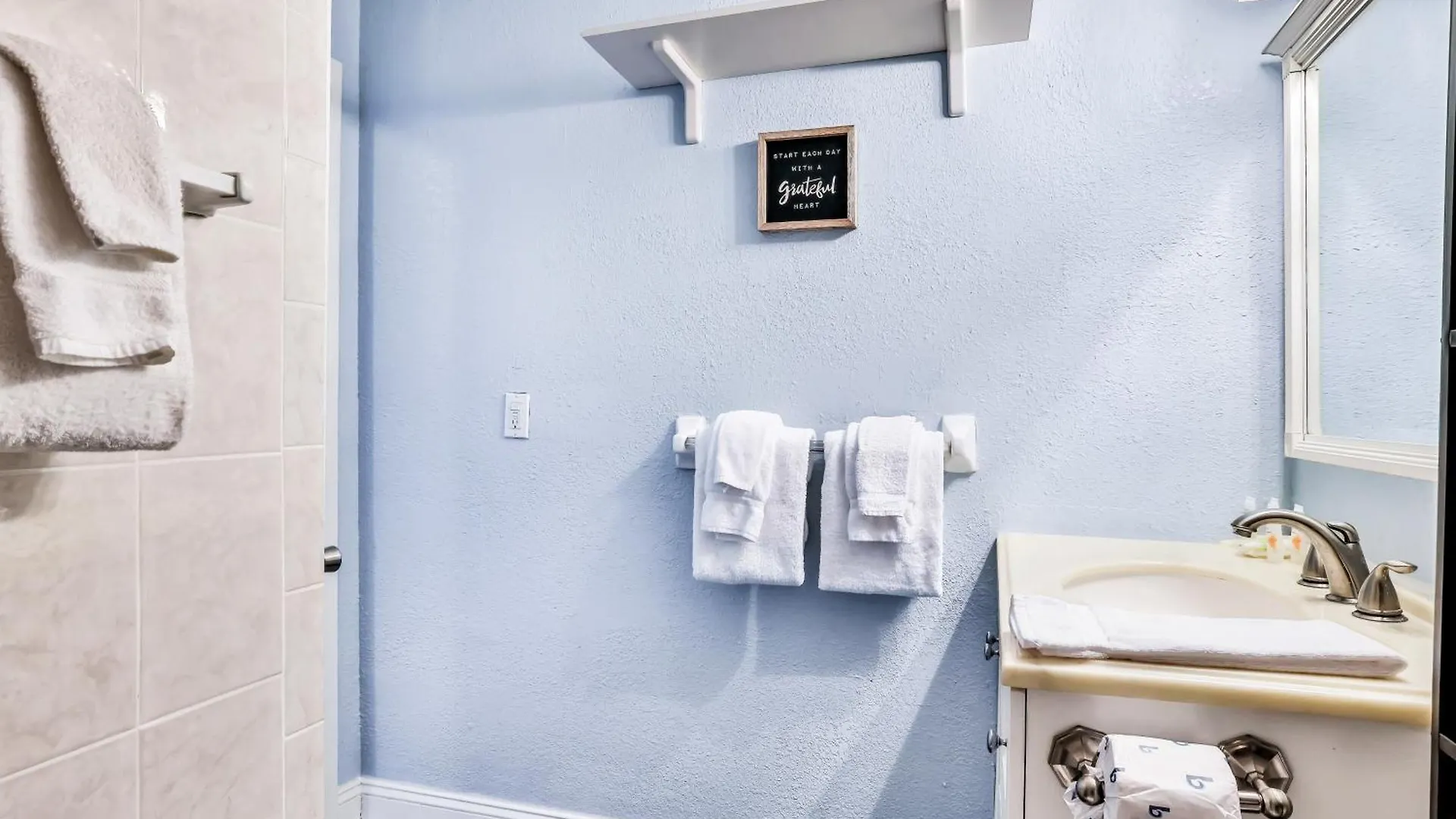 Sunshine & Oceanfront Serenity Daytona Beach Shores United States
