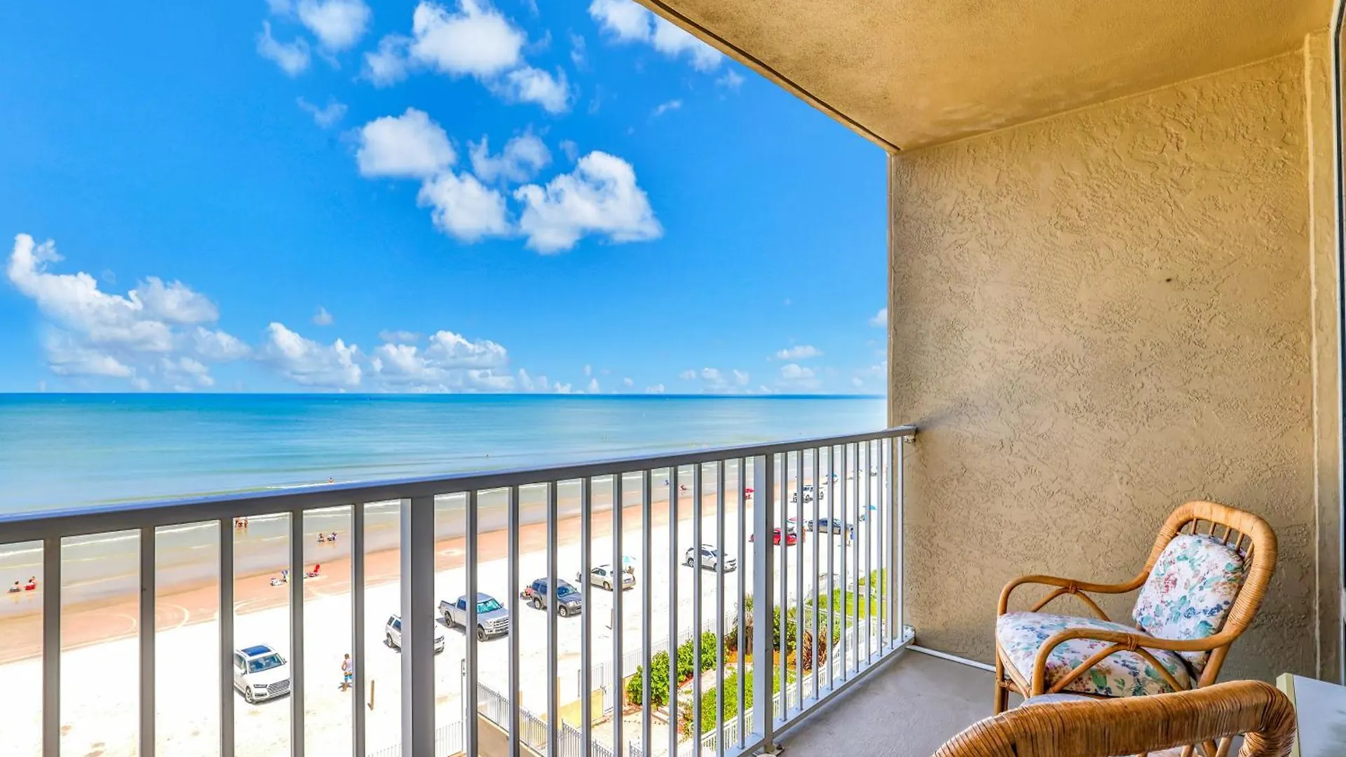 Apartment Sunshine & Oceanfront Serenity Daytona Beach Shores
