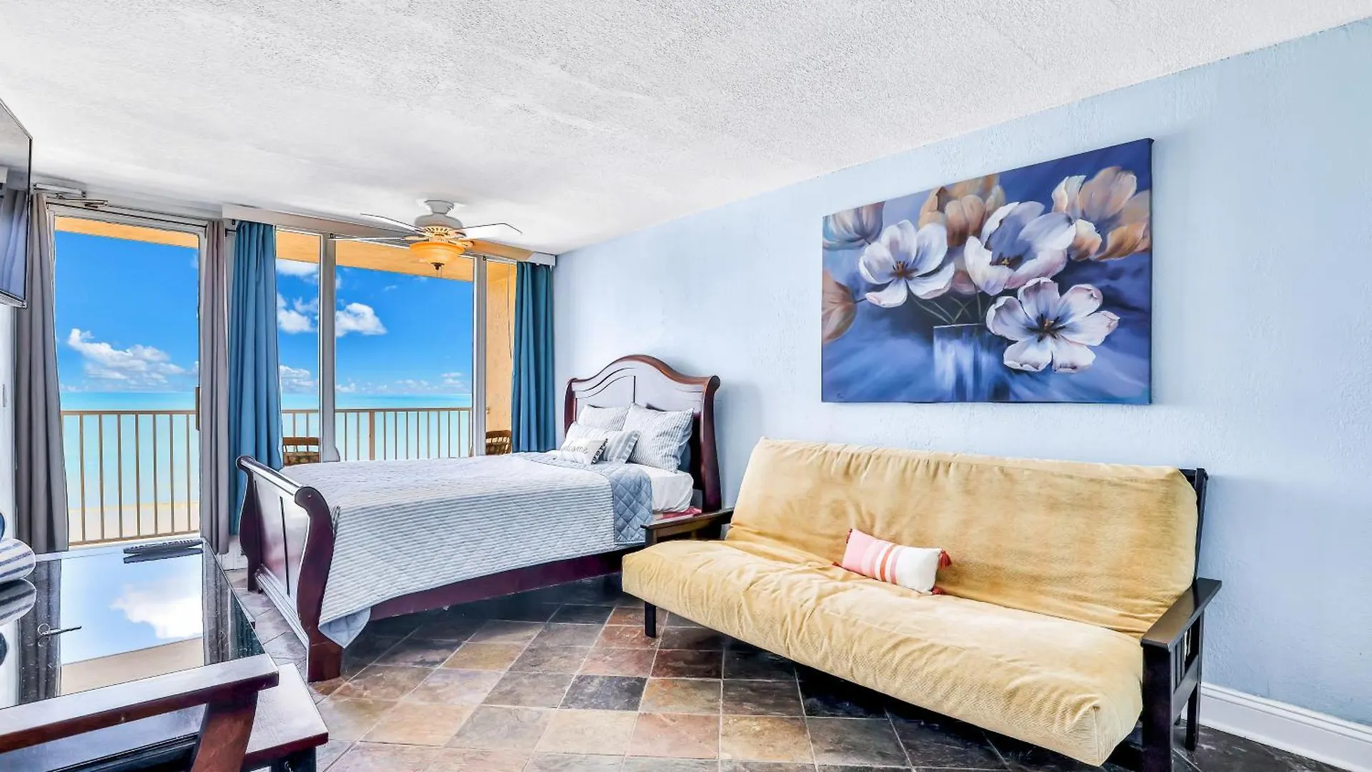 Sunshine & Oceanfront Serenity Daytona Beach Shores United States