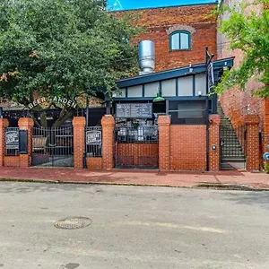 West End Loft - Downtown 5 Min Walk To River St , Savannah United States